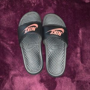 nike slides size 8